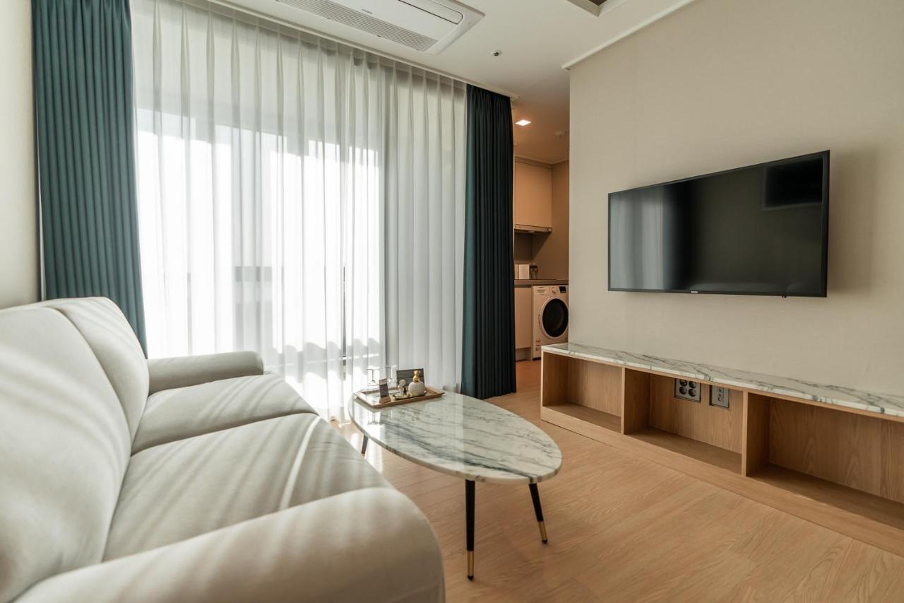 D Ov Haeundae Hotel Busan Exteriör bild