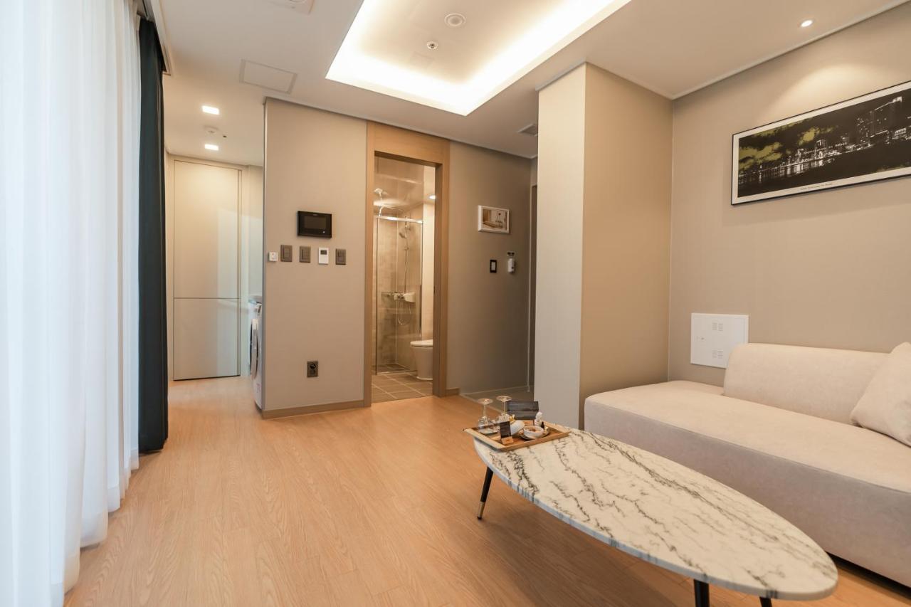 D Ov Haeundae Hotel Busan Exteriör bild