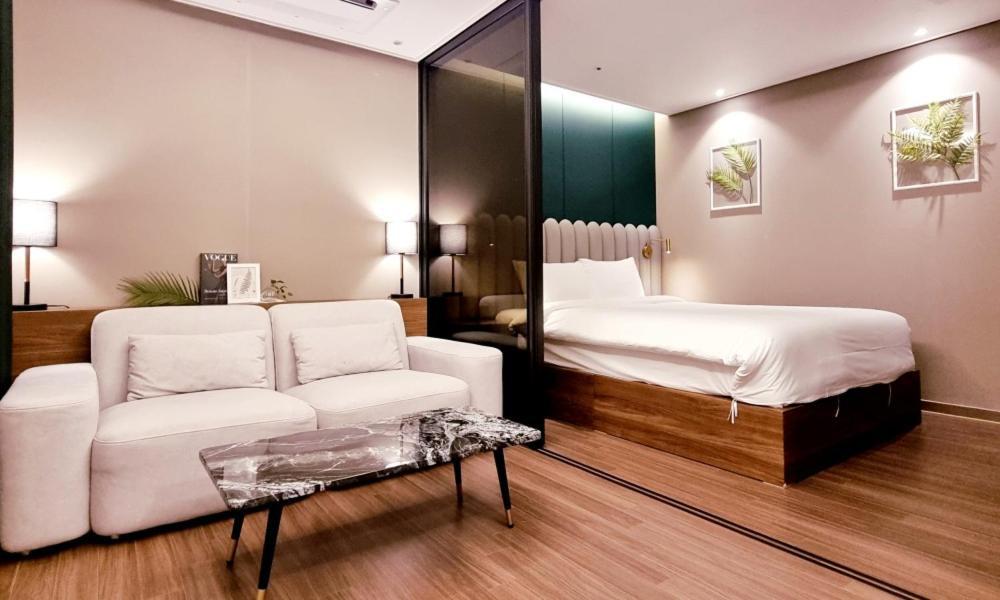 D Ov Haeundae Hotel Busan Exteriör bild