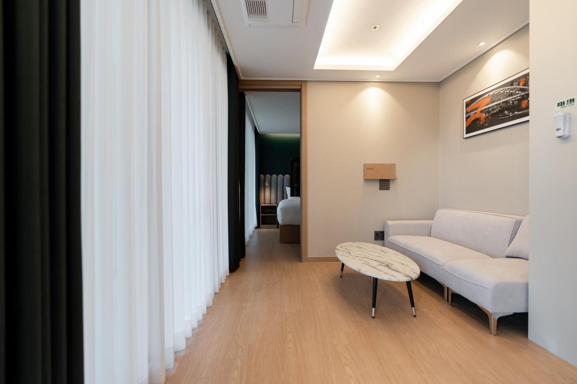 D Ov Haeundae Hotel Busan Exteriör bild