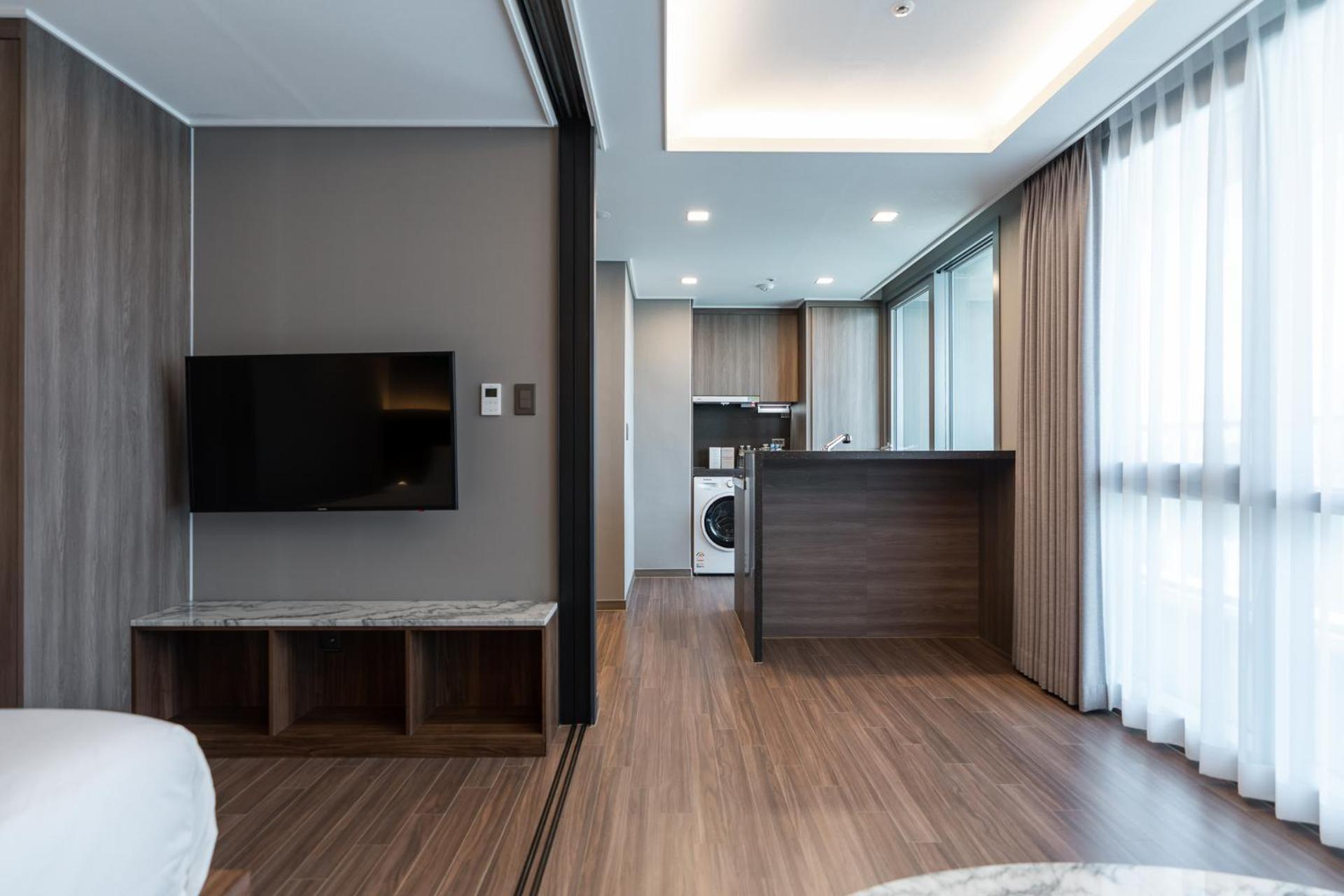 D Ov Haeundae Hotel Busan Exteriör bild