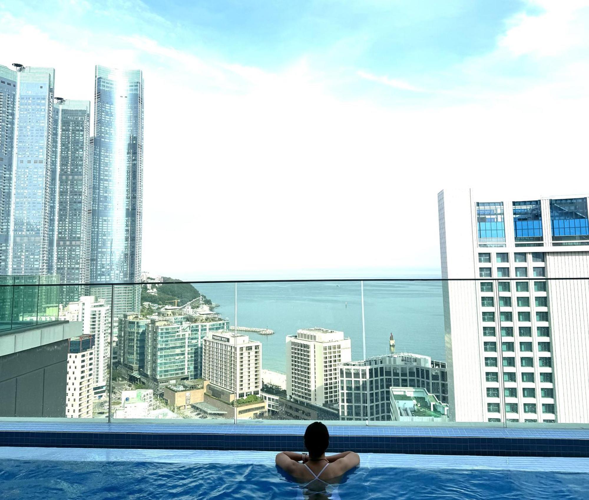 D Ov Haeundae Hotel Busan Exteriör bild